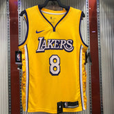 Regata NBA Los Angeles Lakers City Edition 19/20 Kobe Bryant 8 Amarela