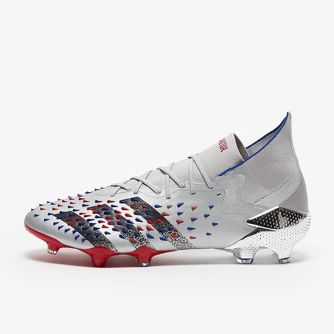 Chuteira Adidas Predator Freak .1 Showpiece