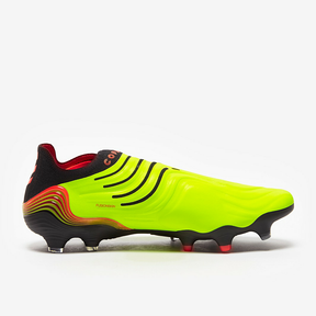 Chuteira Adidas Copa Sense + Game Data