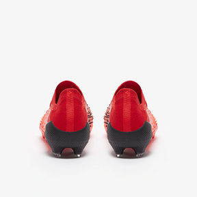 Chuteira Adidas Predator Freak .1 Low Meteorite