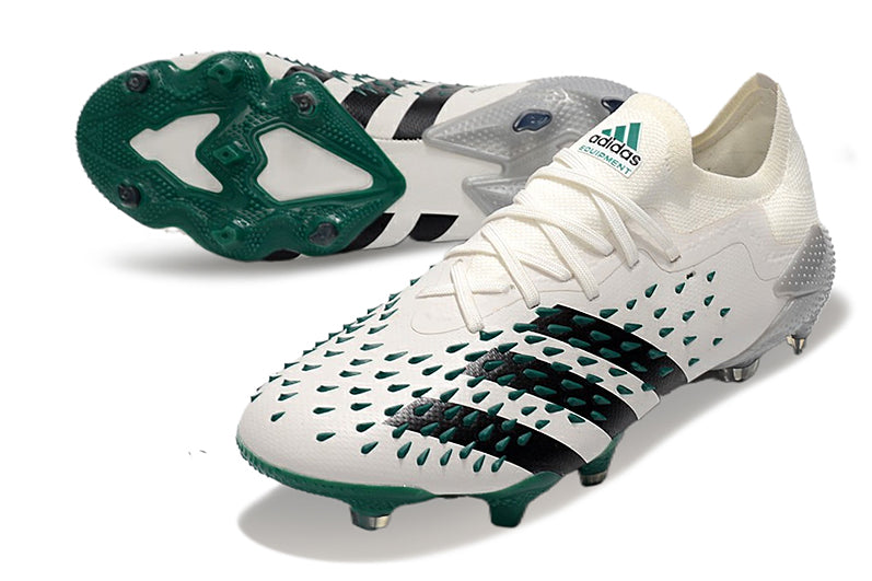 Chuteira Adidas Predator Freak .1 Low EQT