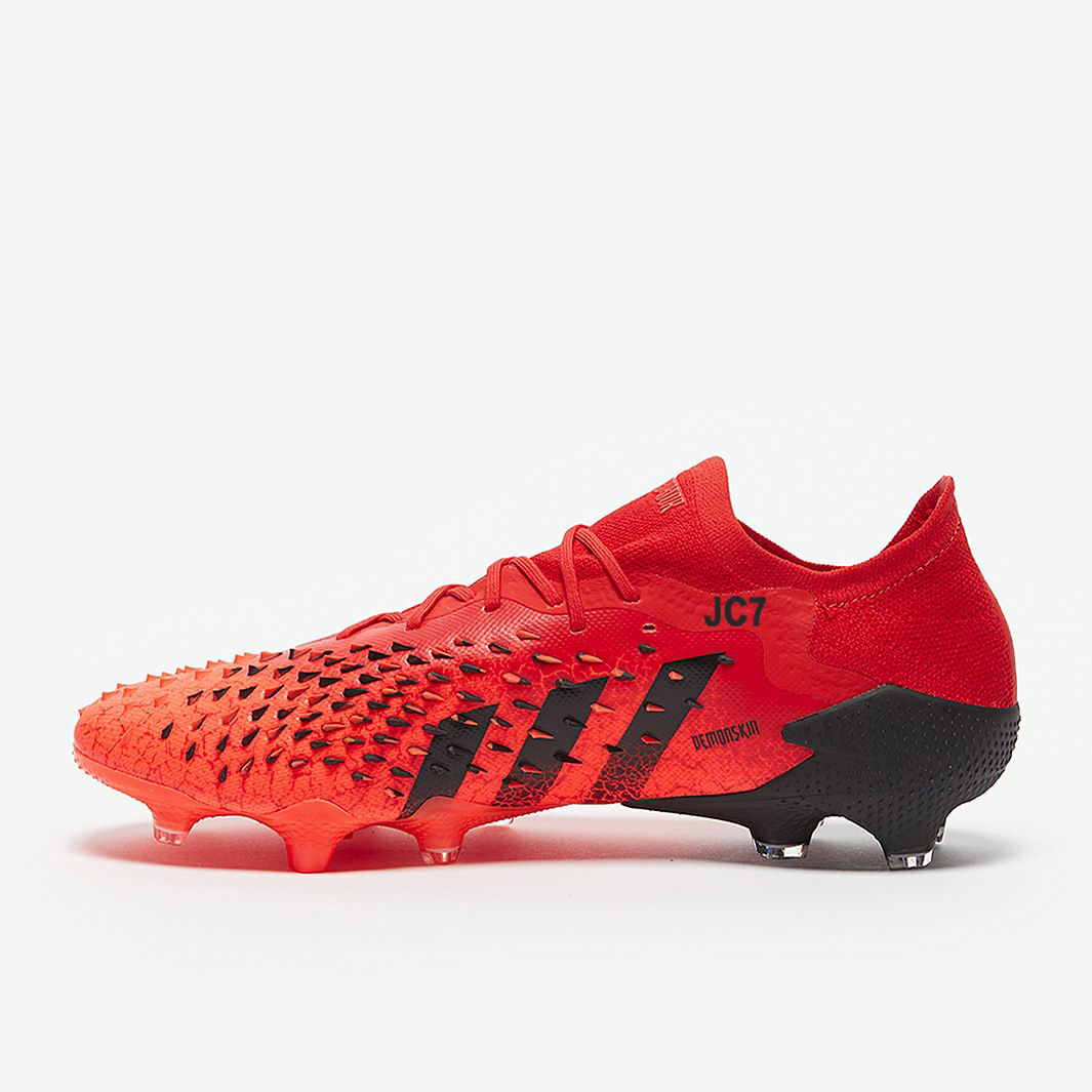 Chuteira Adidas Predator Freak .1 Low Meteorite