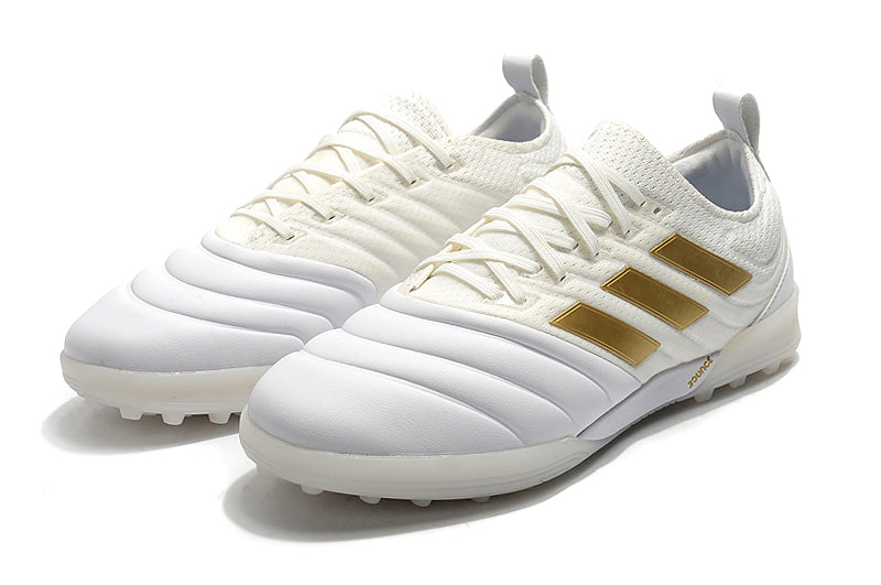 Chuteira Adidas Copa 20.1 Society Branco/Dourado