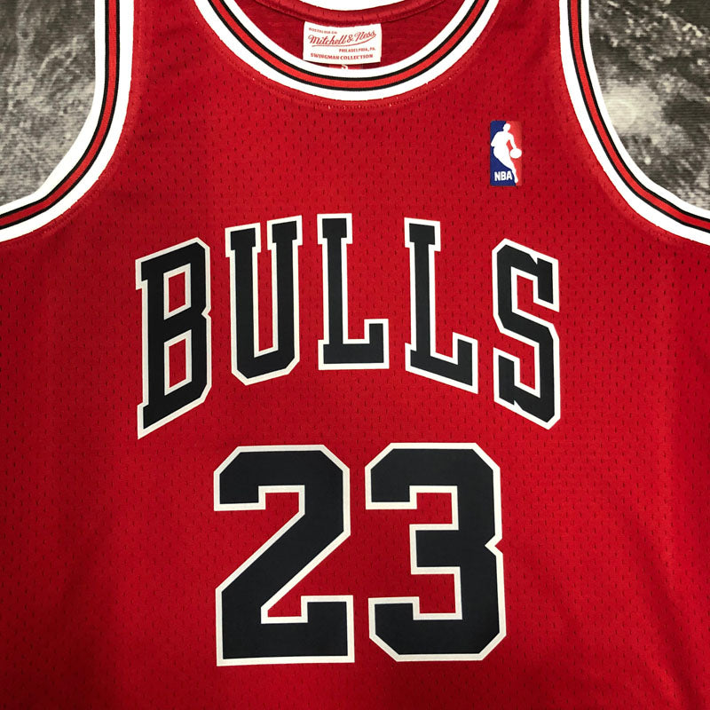 Regata Chicago Bulls Retrô Mitchell & Ness 1997/1998 Michael Jordan Vermelha